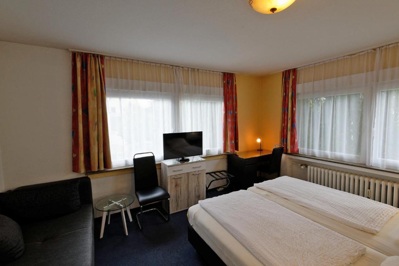 Hotel Wiedenhof Hilden Exterior photo